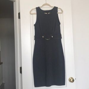 Sleeveless dress